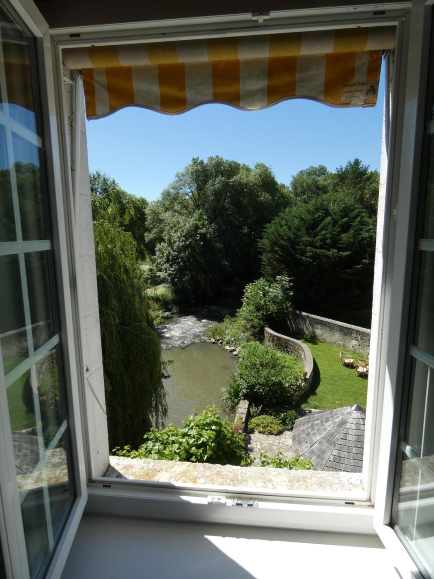 Moulin De Bacchus Bed & Breakfast Chançay Exterior foto
